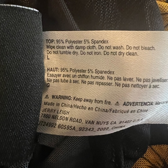 🆕 🌻- MODERN HERO Sunflower 🌻Crop Top - Picture 13 of 13